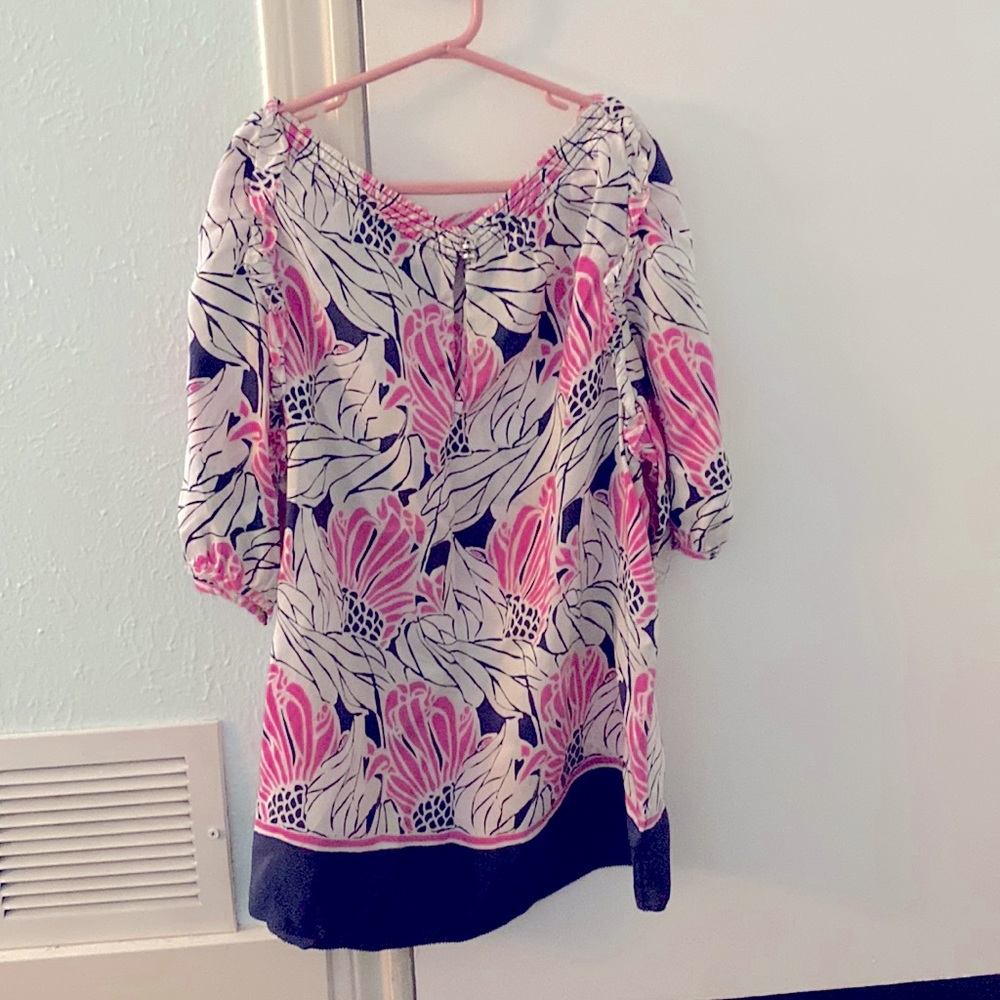 Banana Republic Pink and Navy Blouse Small